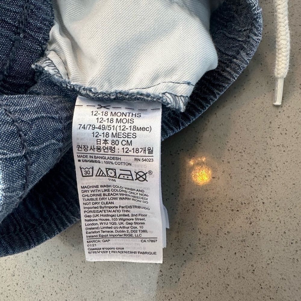 Baby Gap Blue Chambray Pull-on Denim Style Shorts Elastic Waistband Size 12-18 M - Picture 4 of 4